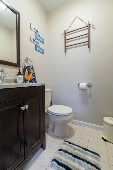 Holiday home Charming Corner Newly Furnished Townhome Lake Harmony